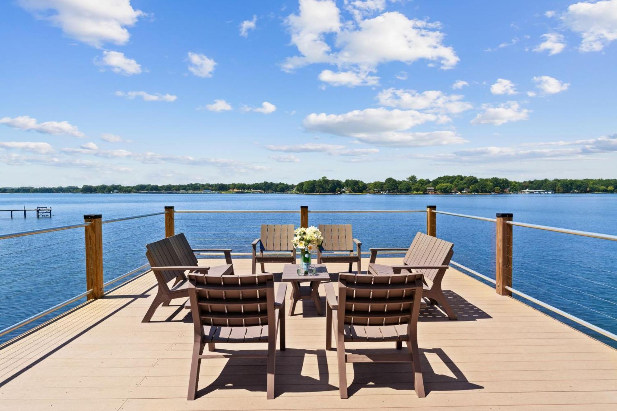 Lakefront Living Mooresville Bagian luar foto