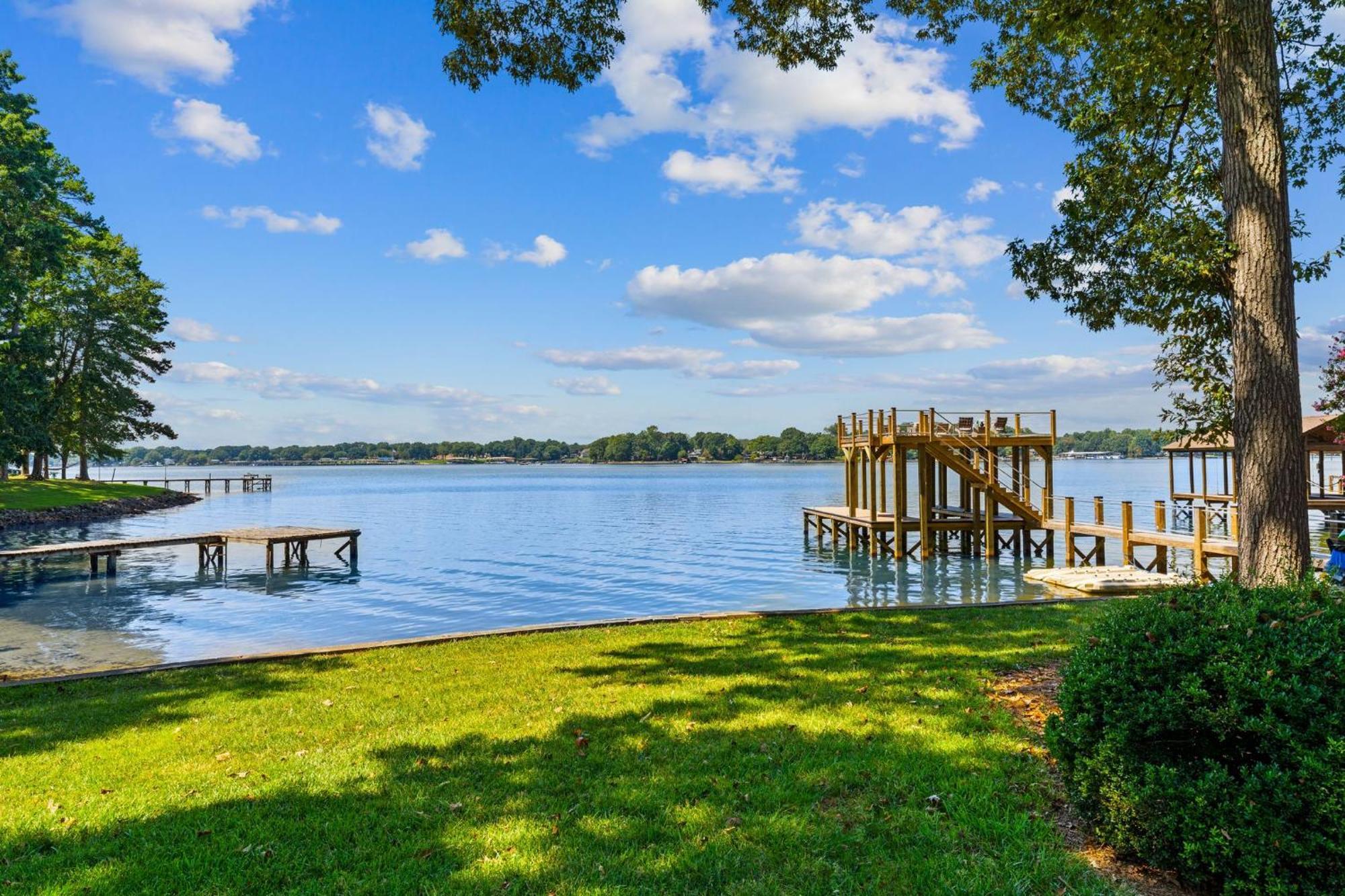 Lakefront Living Mooresville Bagian luar foto